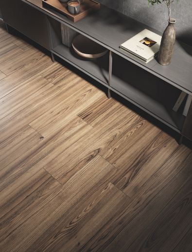 Billede af Yakisugi Beige Marrone 20x120 cm (RM - Mat)