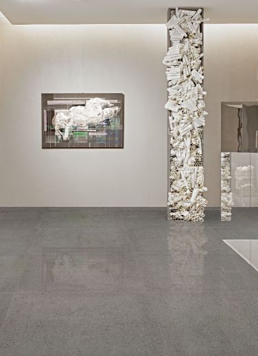 Billede af Overcome Grey 60x60 cm (RM - Mat)